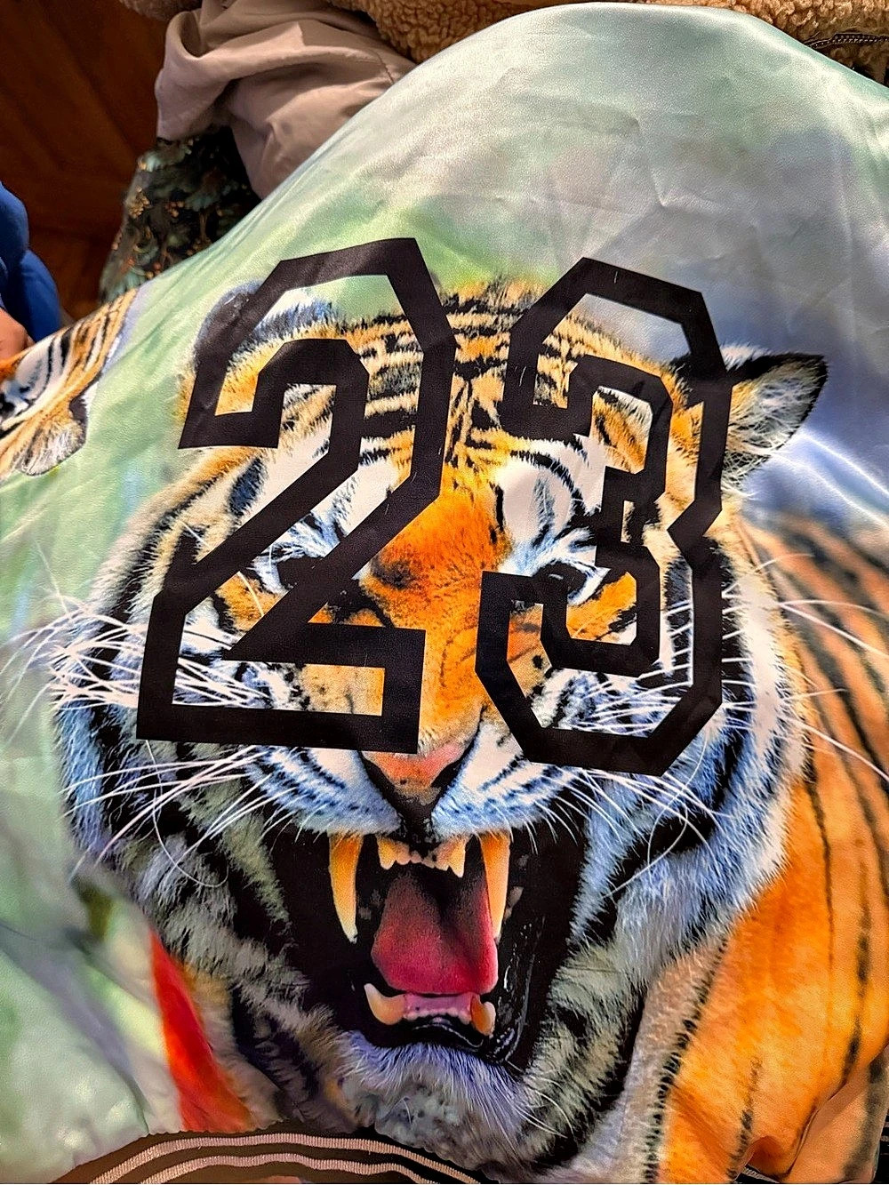 Tiger Graphic Bomber jacket 25 Size Small